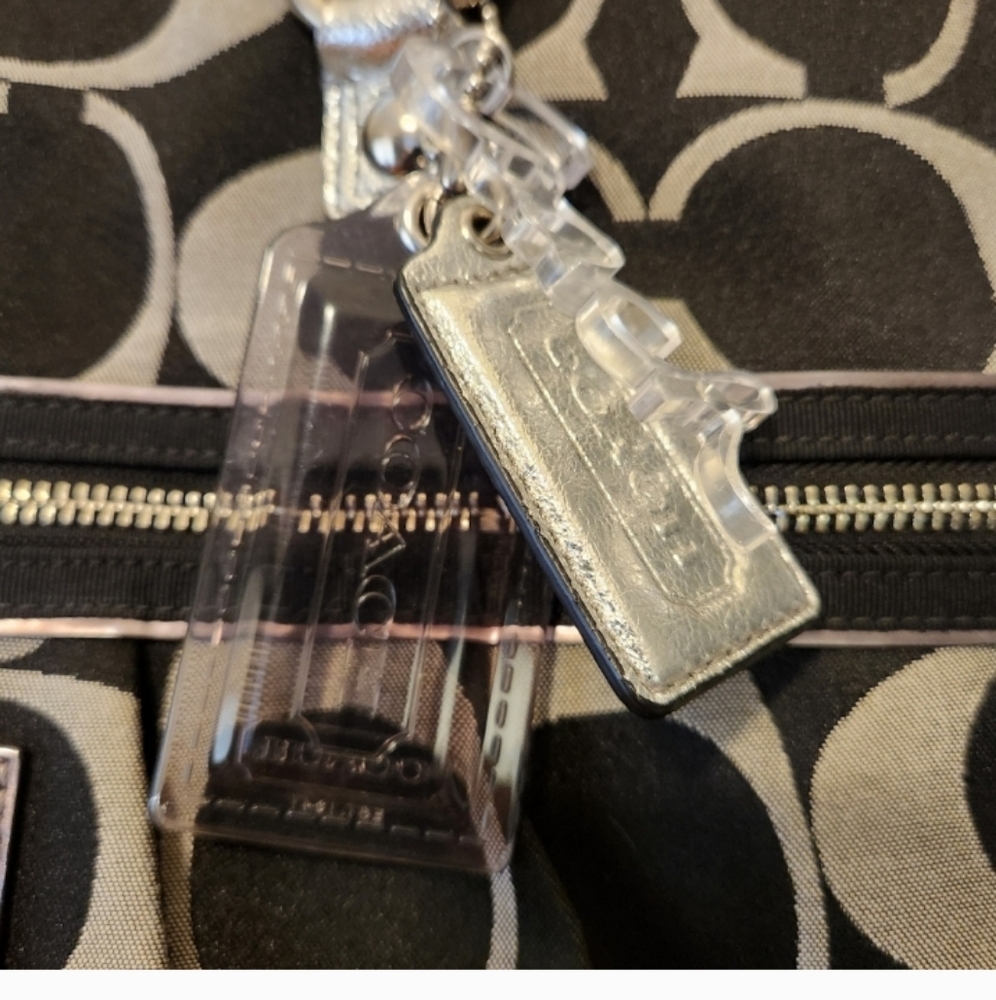 Coach Brown Khaki Poppy Jacquard Tote Satchel Comes With Cleaner. GUC OBO - Picture 2 of 13